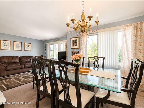 5th image of 212 Gervil St