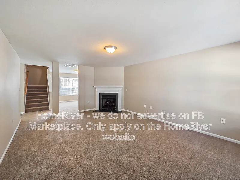 4 bed, 2.5 bath, 2072 sqft, $2,375 — Photo 4