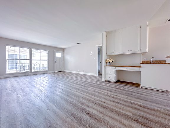 4th image of 825 S 4th St #16939