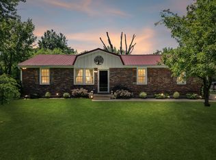 1105 Goose Bay Rd, Ashland City, TN 37015
