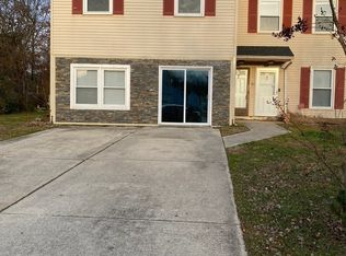 5 Maynard Dr, Sicklerville, NJ 08081