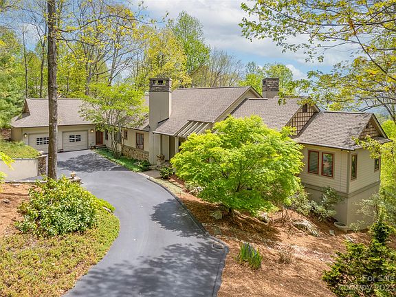 3rd image of 535 Hagen Dr