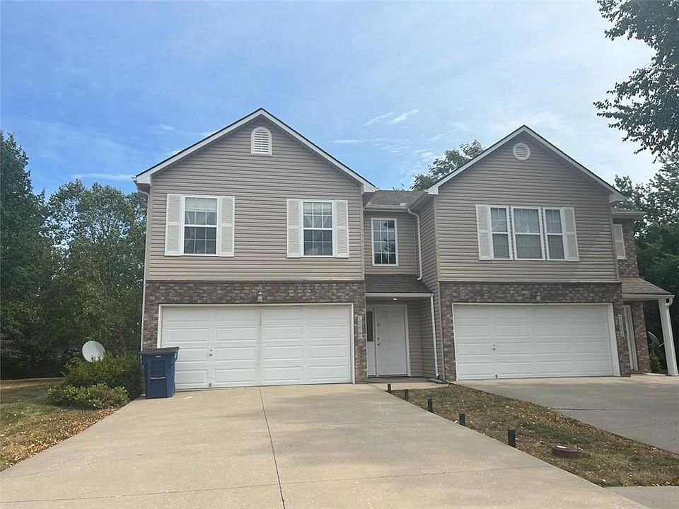 2nd image of 1626 NW Garrett Dr