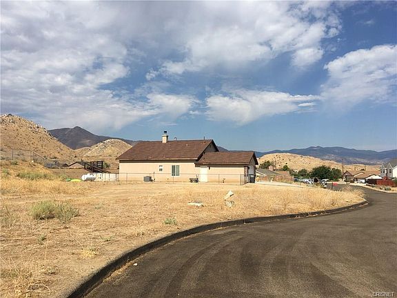 3rd image of 8524 Sugar Pine Ct