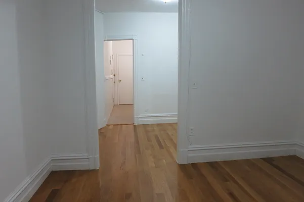 Rented by Manhattan Best Realty, Inc. | media 16