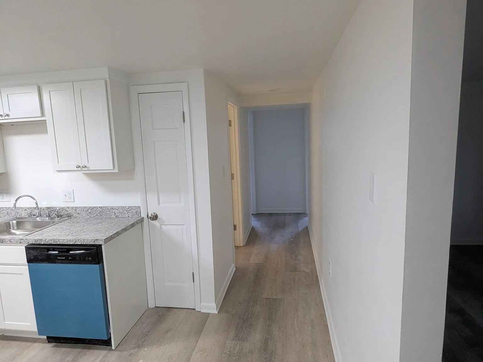 2 bed, 1100 sqft, $1,375 — Photo 3