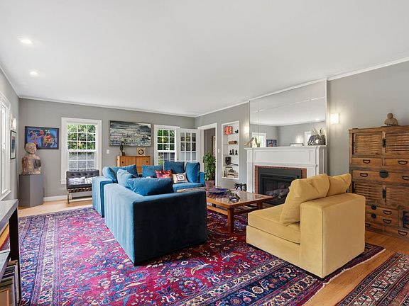 5th image of 1621 Austin Way
