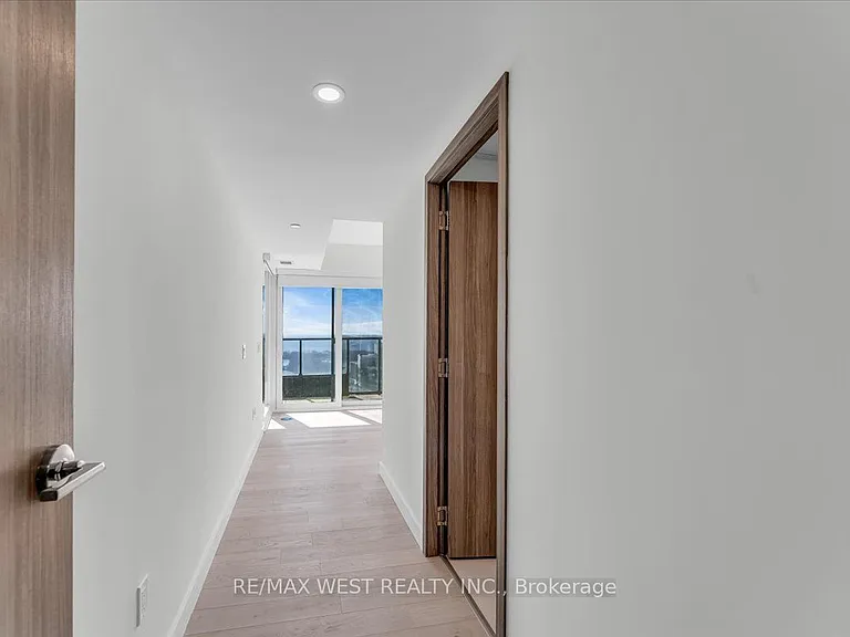 1 Concord Cityplace Way #5709 — Photo 30