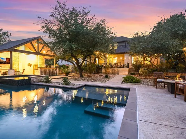 465 Lloyd Ln, Dripping Springs, TX 78620