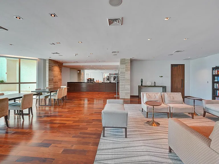 101 S Fort Lauderdale Beach Blvd #806 — Photo 58