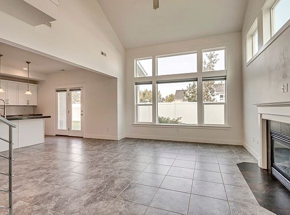 4th image of 12738 Park Run Ct