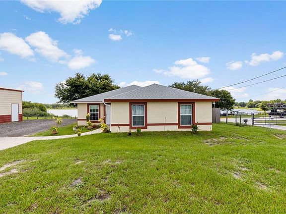 4th image of 3841 Walker Shores Dr