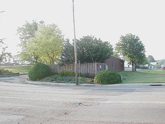 4th image of 103 W Morris Blvd