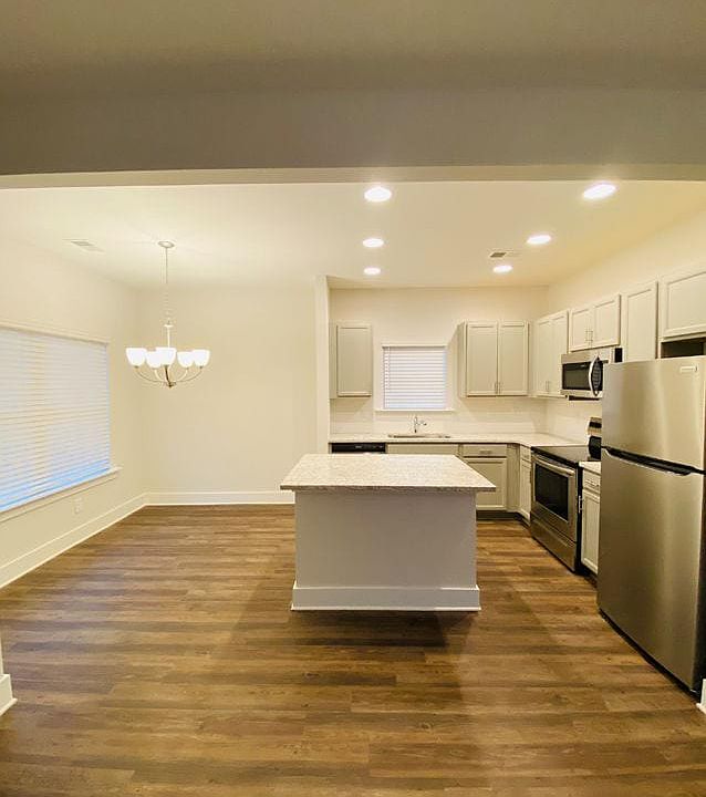 1st image of 2013 Weaver Ave #2024