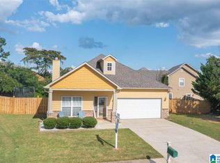 297 Nottingham Dr, Calera, AL 35040