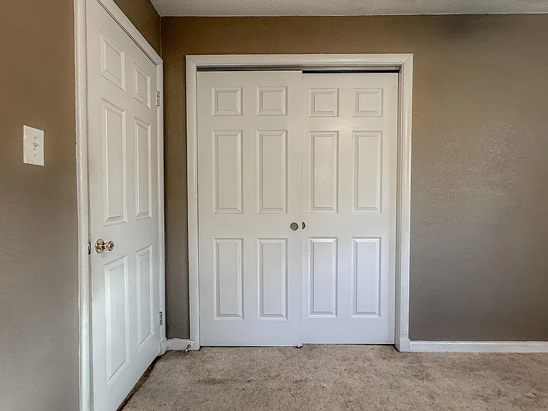 1346 Tallwood St — Photo 25