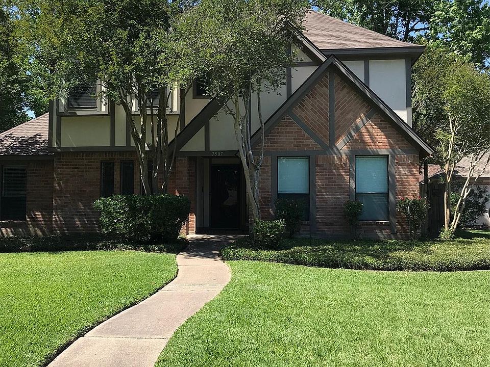 1st image of 7507 Heritage Pines Dr