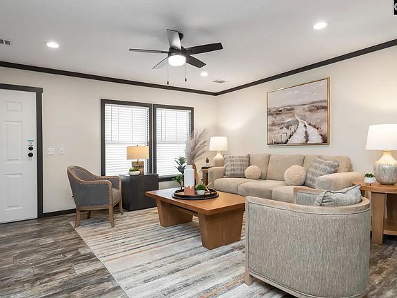 4th image of 226 Providence Rd