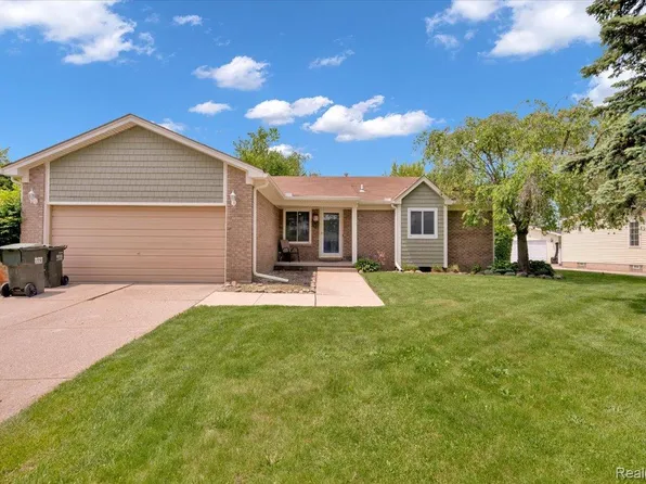 1490 Parke St, Rochester Hills, MI 48307