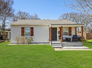 213 Charles Dr, Irving, TX 75060