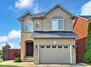 28 Wakely Blvd, Caledon, ON L7E 2G9