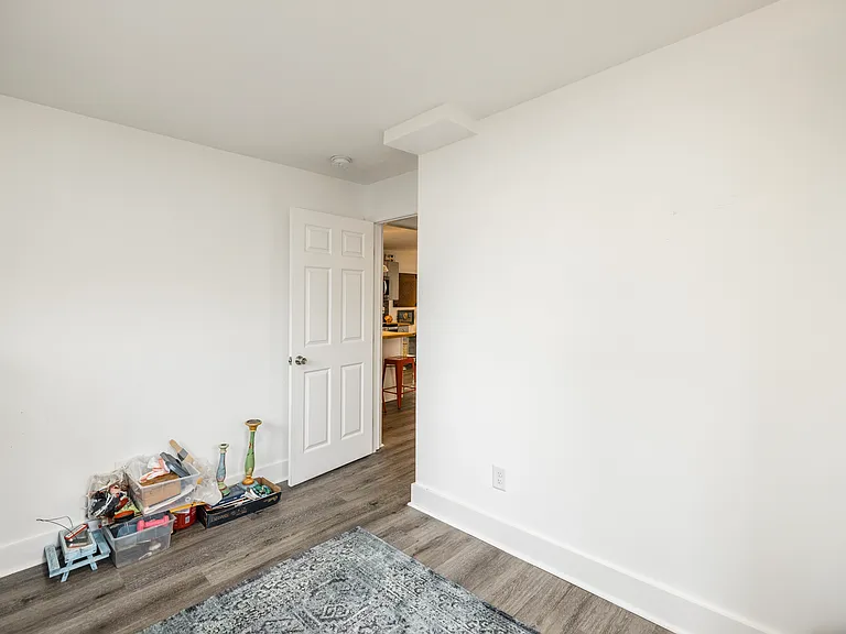 248 Morrison St — Photo 34
