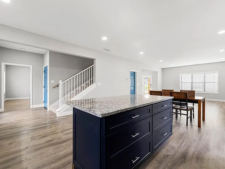 450 Oliver Ridge Dr — Photo 36