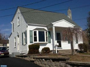 353 Thropp Ave, Hamilton, NJ 08610