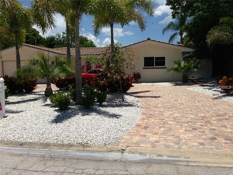 1st image of 110 18th St