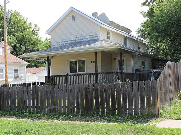 2nd image of 135 S Phillips Ave