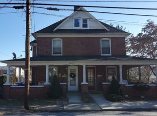 219 N 2nd St, New Freedom, PA 17349