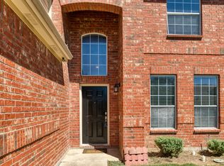 5140 Meandering Creek Ct, Fort Worth, TX 76179
