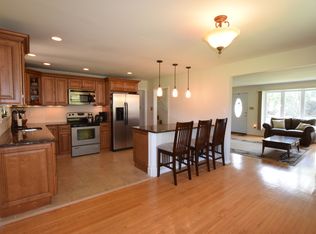 467 Fox Ln, Springfield, PA 19064