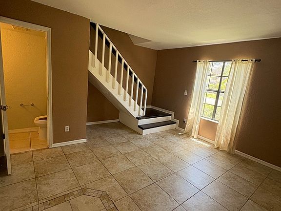 2nd image of 4001 Brigadoon Cir