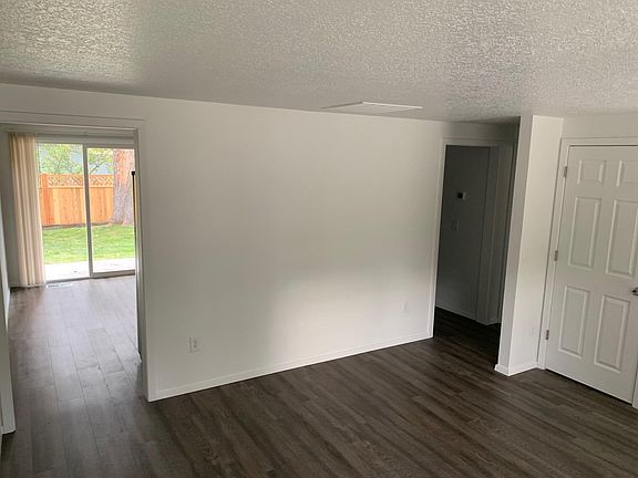 Living Rm