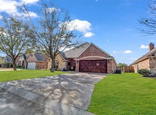 109 Castle Pines Dr, Willow Park, TX 76008