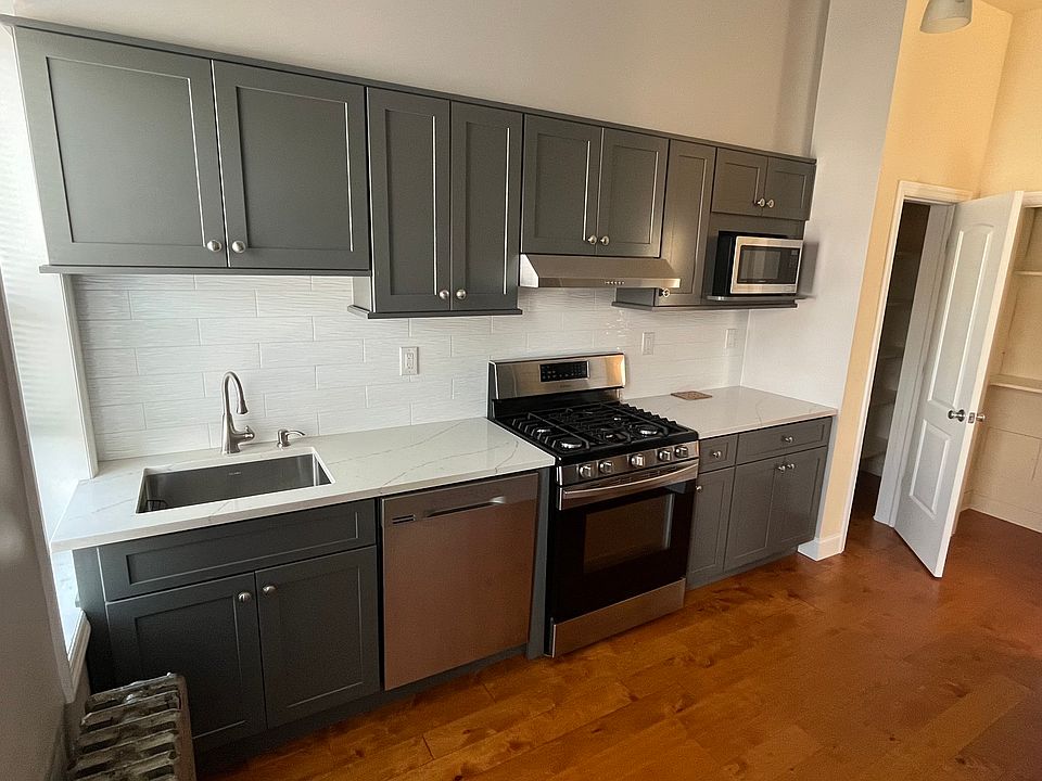 1st image of 31-76 44th St #2