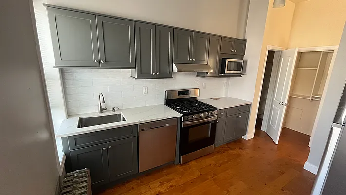 Rented by A Class Realty International | media 1