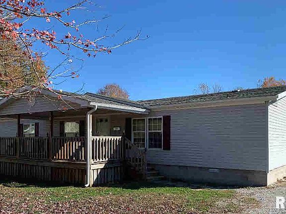 3rd image of 1633 Shomaker Dr