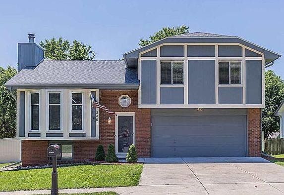2nd image of 2401 Circletown Pl