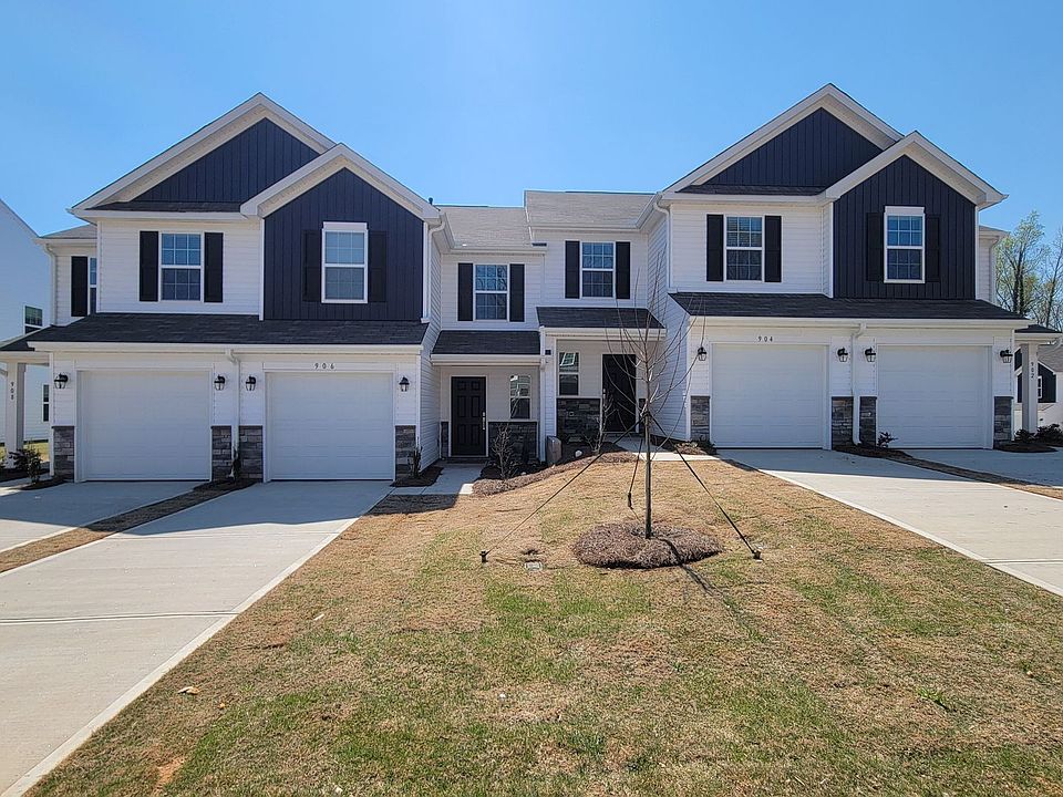 1st image of 906 Powder Creek Dr