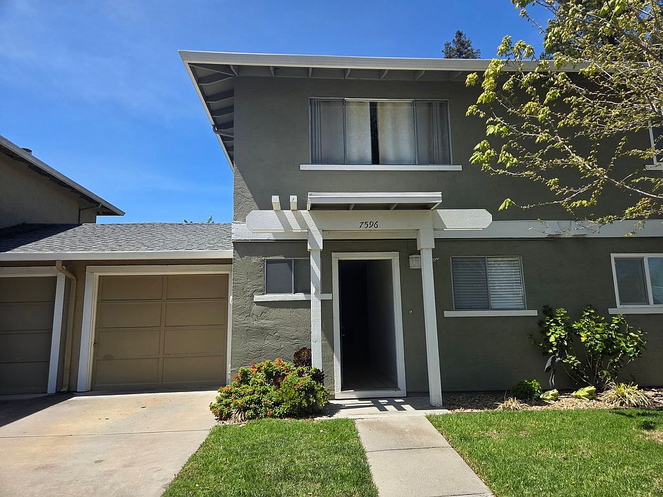 1st image of 7596 Silvertree Ln