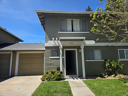 7596 Silvertree Ln Photo 1
