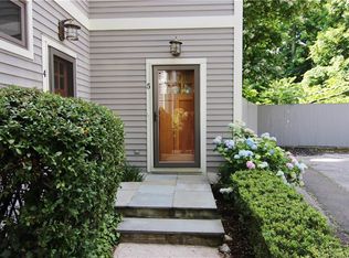 310 Bruce Park Ave APT 5, Greenwich, CT