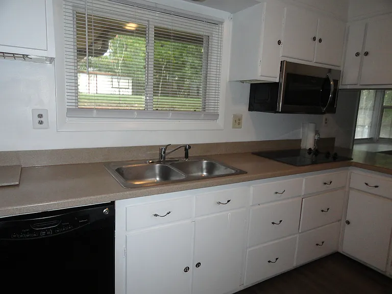 14309 Medwick Ct — Photo 16