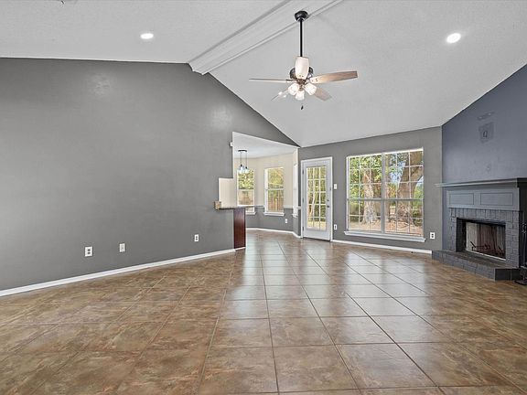 3rd image of 1469 Homestead Dr