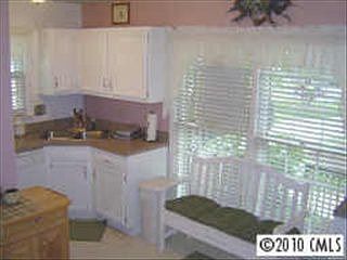 4th image of 7309 Leacroft Ct
