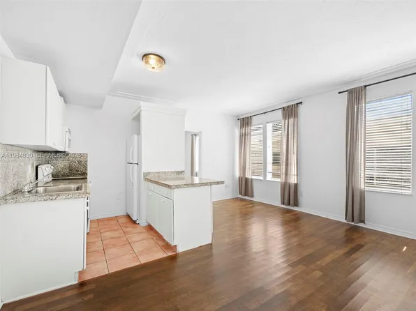 1027 Pennsylvania Ave APT 206, Miami Beach, FL 33139