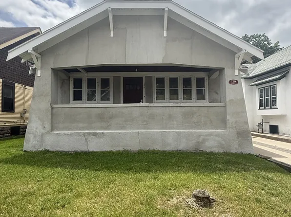 130 Corinne St SW, Grand Rapids, MI 49507