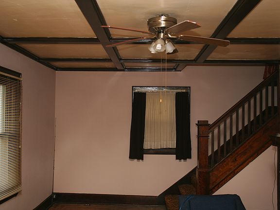 2nd image of 1009 1st Ave